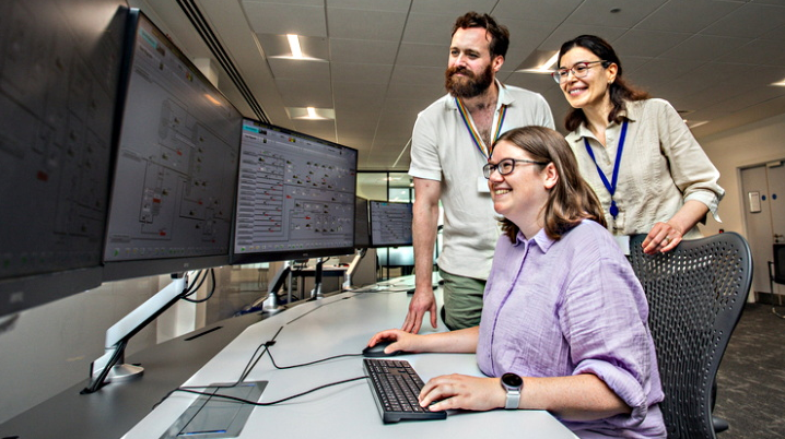 虛擬現(xiàn)實(shí)賦能未來(lái)核能 英國(guó)原子能管理局啟用先進(jìn)模擬器培訓(xùn)氚燃料循環(huán)人才